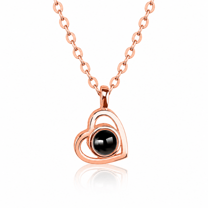 שרשרת לב נטוי עם תמונה מוצפנת